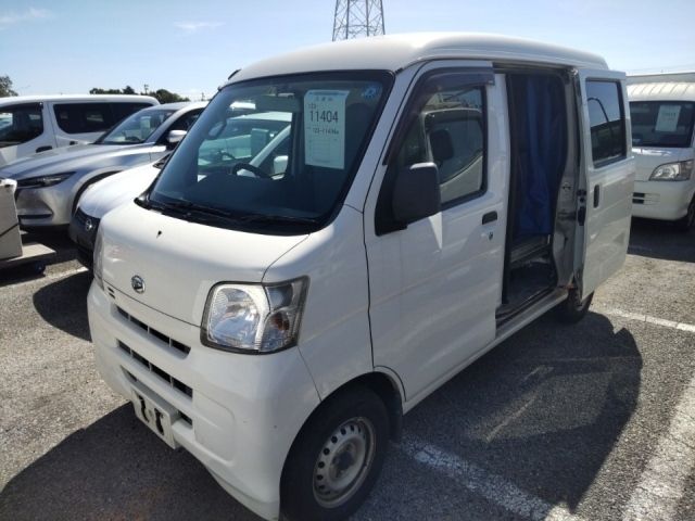 11404 Daihatsu Hijet van S321V 2016 г. (LUM Tokyo Nyusatsu)